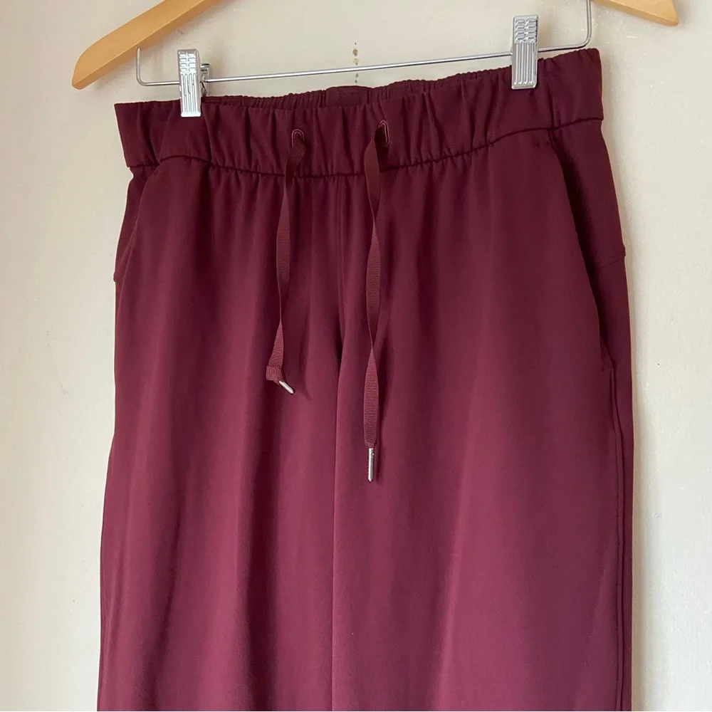 Lululemon Womens On The Fly Pants - Picture 3 of 7